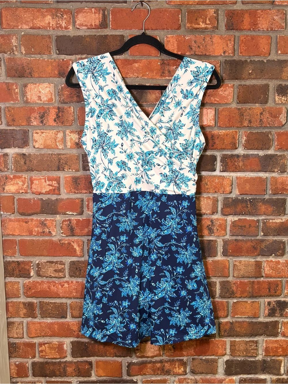Lands’ End womens tummy control surplice wrap swim dress one piece blue White 12